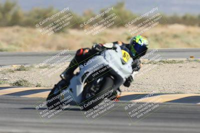 media/Oct-04-2025-CVMA (Sat) [[408bcdd6e4]]/Race 14-500-400-350 Supersport/